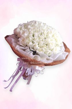 ช่อกุหลาบขาว 50 ดอก