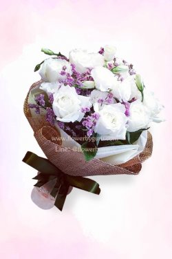 ช่อกุหลาบขาวดอกใหญ่ นำเข้าจากเมืองนอก