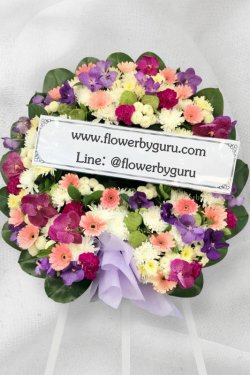 พวงหรีดดอกไม้สดมีสีสัน