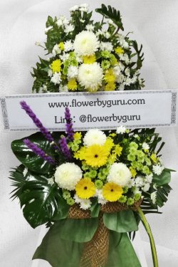 พวงหรีดดอกไม้สีขาวเหลือง